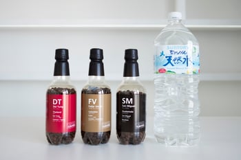 コーヒー豆と水